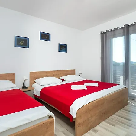 Summerteracea Apartment